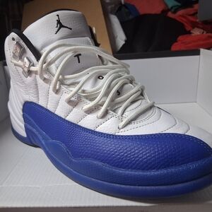 Jordan Athletic Shoes White and Blue